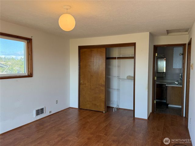 30011 G Street, Ocean Park, WA 98640