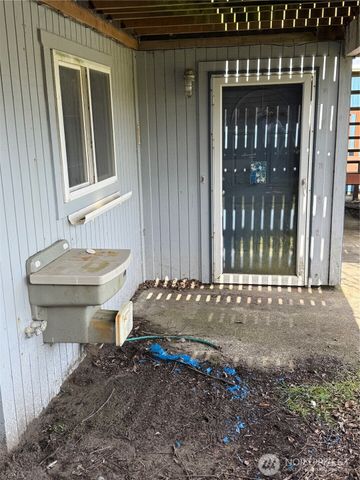 30011 G Street, Ocean Park, WA 98640