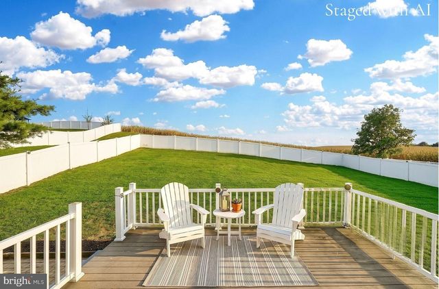 52 QUARTZ RIDGE DR, York, PA 17408