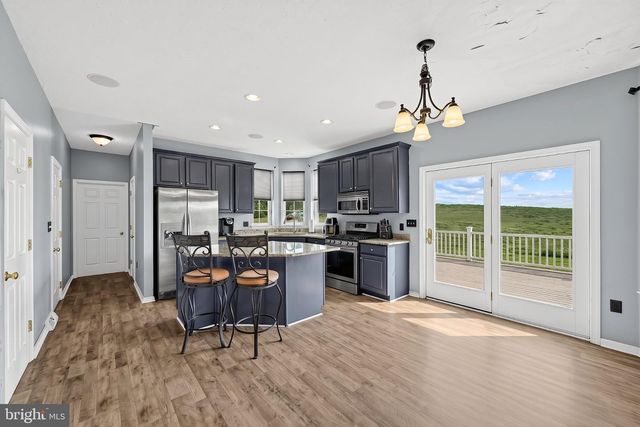 52 QUARTZ RIDGE DR, York, PA 17408