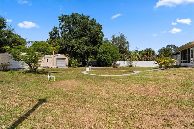 609 Gerald AVE, Lehigh Acres, FL 33936
