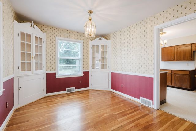 620 Chinoe Road, Lexington, KY 40502