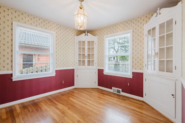 620 Chinoe Road, Lexington, KY 40502