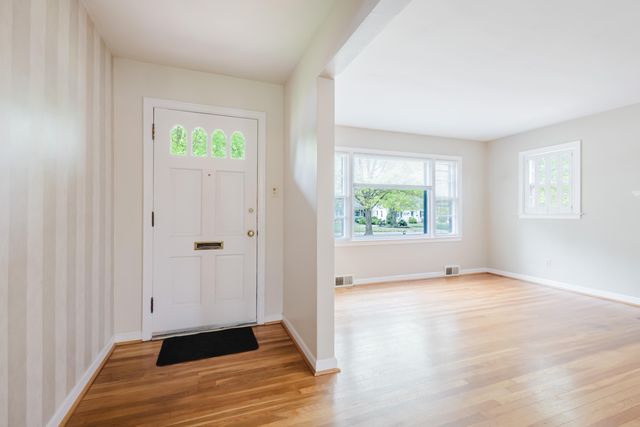 620 Chinoe Road, Lexington, KY 40502