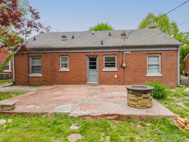 620 Chinoe Road, Lexington, KY 40502