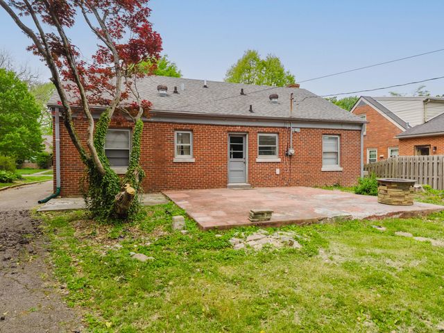 620 Chinoe Road, Lexington, KY 40502