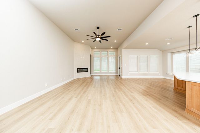 41418 Threadgill Way, Montgomery, TX 77316