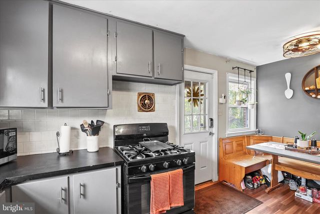 604 BELMONT AVE, Reading, PA 19605