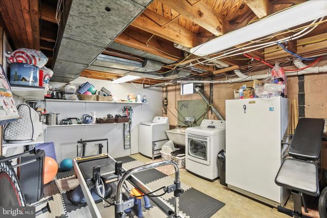 604 BELMONT AVE, Reading, PA 19605