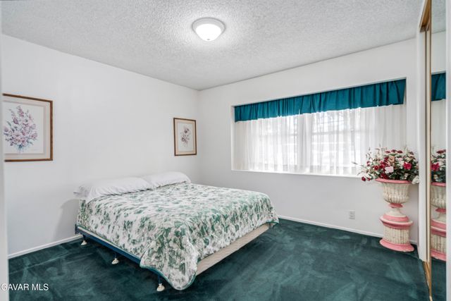 43037 50th Street West, Quartz Hill, CA 93536