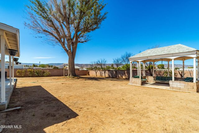43037 50th Street West, Quartz Hill, CA 93536