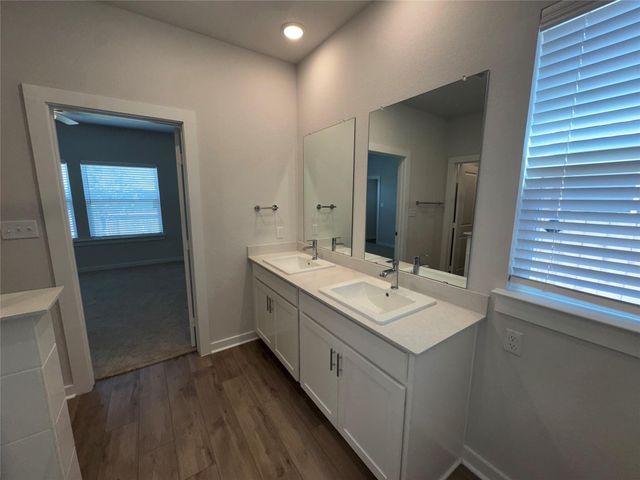 102 Milo DR, Hutto, TX 78634