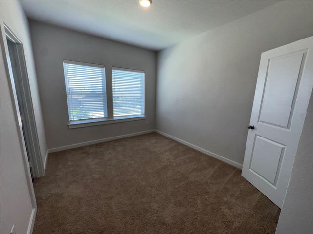 102 Milo DR, Hutto, TX 78634