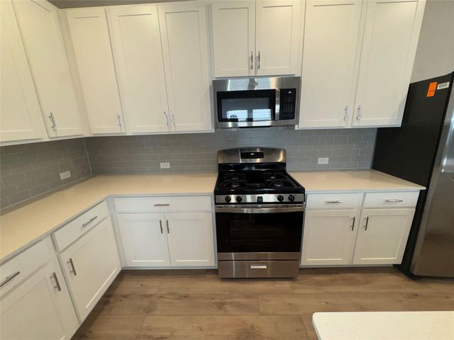 102 Milo DR, Hutto, TX 78634