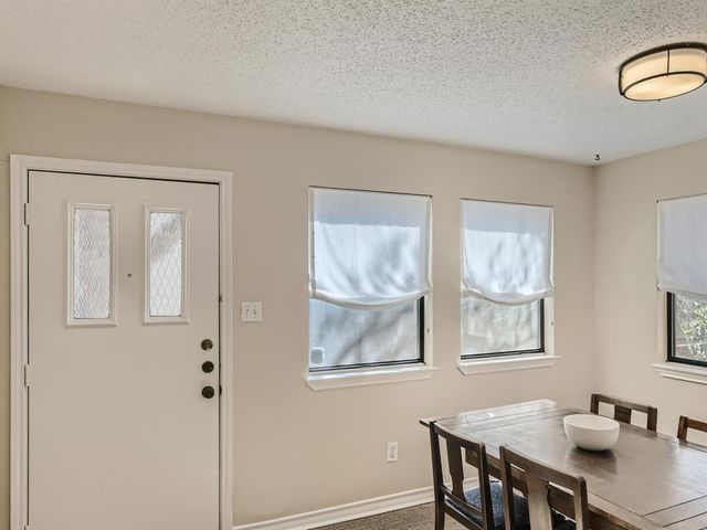 1404 Norwalk LN 213, Austin, TX 78703
