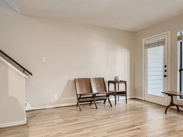 1404 Norwalk LN 213, Austin, TX 78703