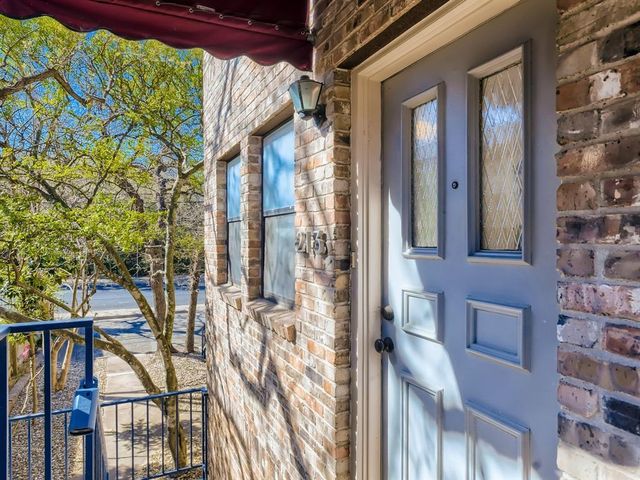 1404 Norwalk LN 213, Austin, TX 78703