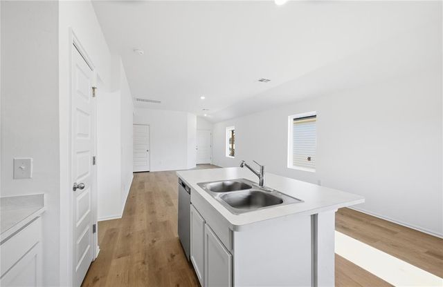 12036 SW 36th Street, Mustang, OK 73064