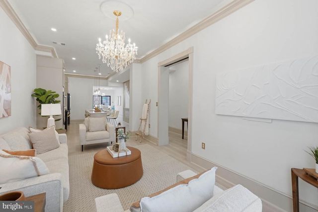 1210 T ST NW, Washington, DC 20009