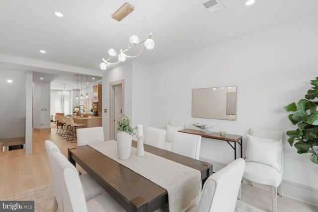 1210 T ST NW, Washington, DC 20009