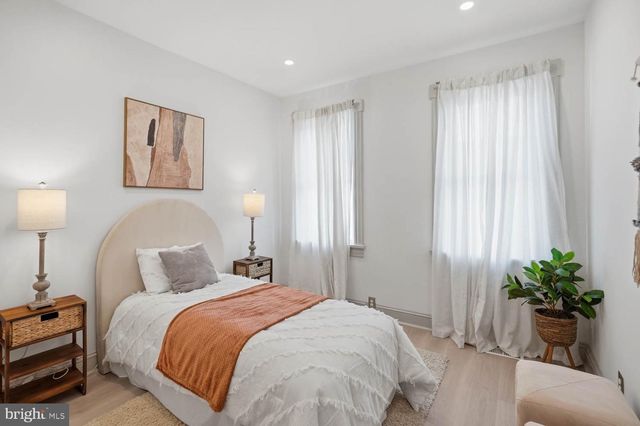 1210 T ST NW, Washington, DC 20009