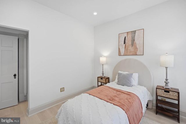 1210 T ST NW, Washington, DC 20009
