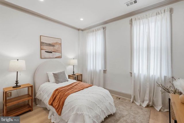 1210 T ST NW, Washington, DC 20009