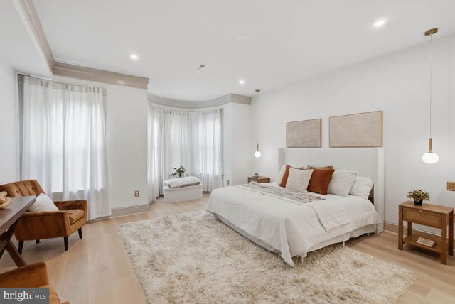 1210 T ST NW, Washington, DC 20009