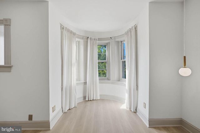 1210 T ST NW, Washington, DC 20009