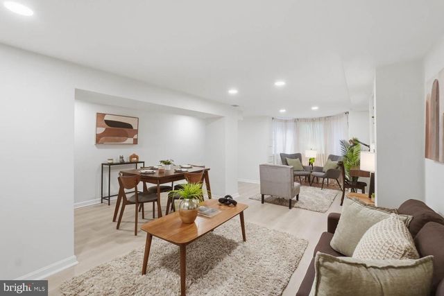 1210 T ST NW, Washington, DC 20009