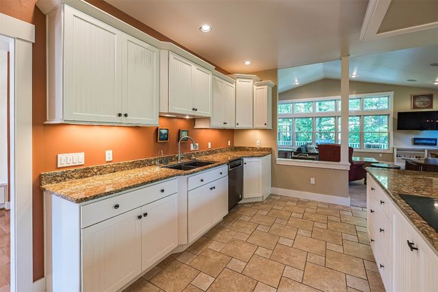 6965 JEFFERSON Court, Fairview, PA 16417