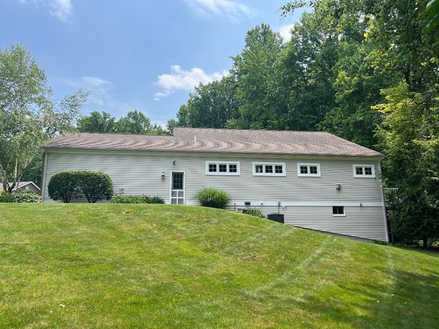 6965 JEFFERSON Court, Fairview, PA 16417