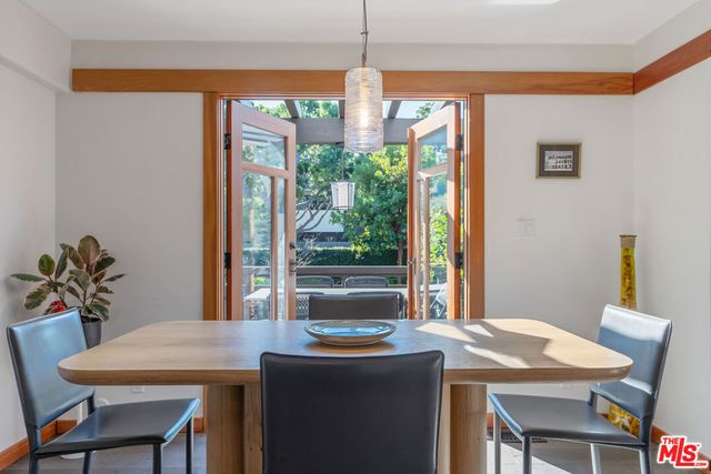 702 Navy Street, Santa Monica, CA 90405