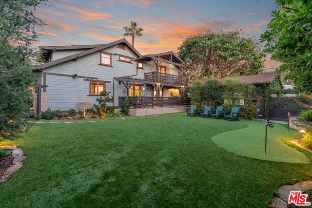 702 Navy Street, Santa Monica, CA 90405