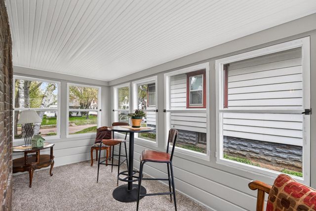 3647 Sheridan Avenue N, Minneapolis, MN 55412