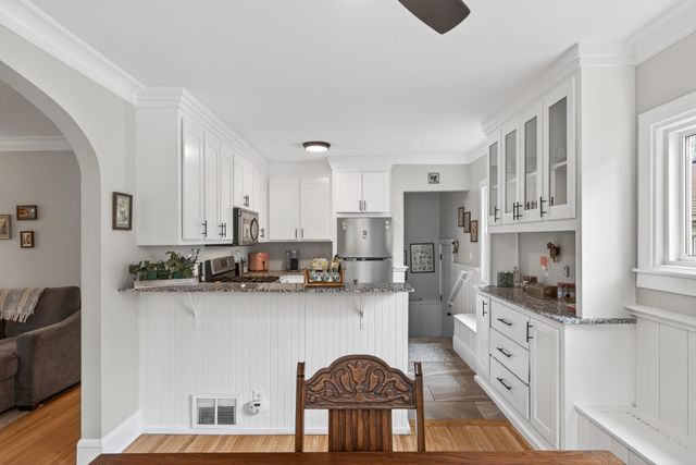 3647 Sheridan Avenue N, Minneapolis, MN 55412