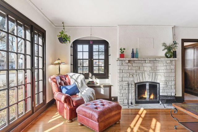 300 E Diamond Lake Road, Minneapolis, MN 55419