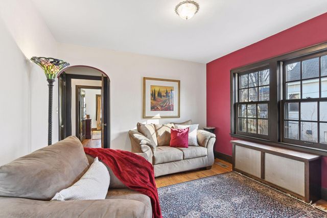 300 E Diamond Lake Road, Minneapolis, MN 55419