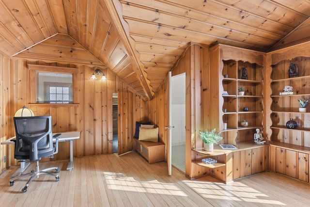 300 E Diamond Lake Road, Minneapolis, MN 55419