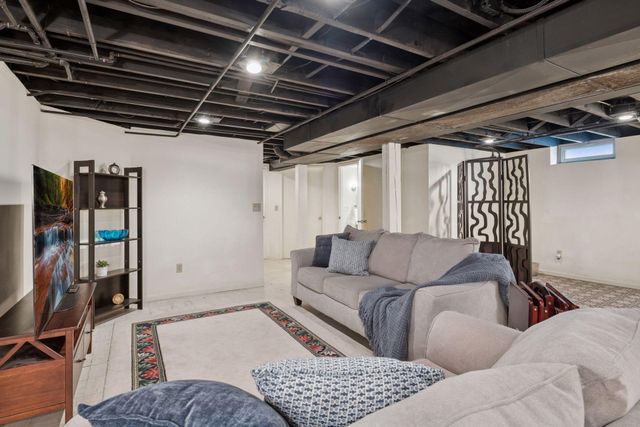 300 E Diamond Lake Road, Minneapolis, MN 55419