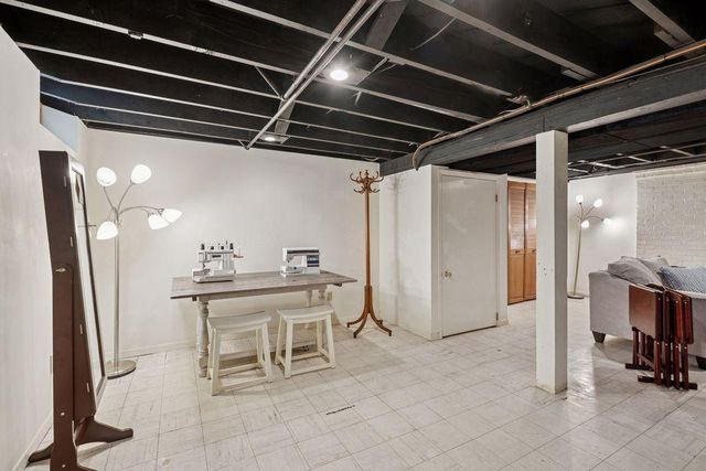 300 E Diamond Lake Road, Minneapolis, MN 55419