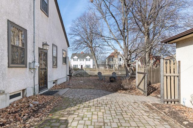 300 E Diamond Lake Road, Minneapolis, MN 55419