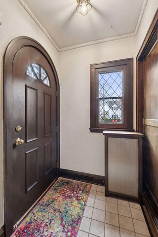 300 E Diamond Lake Road, Minneapolis, MN 55419