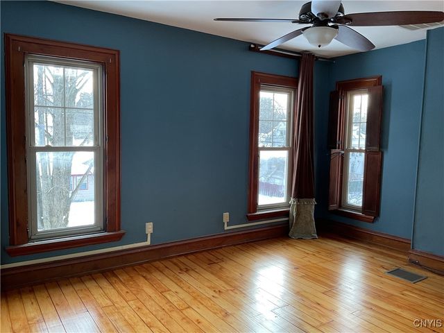 371 Putnam Street, Sangerfield, NY 13480