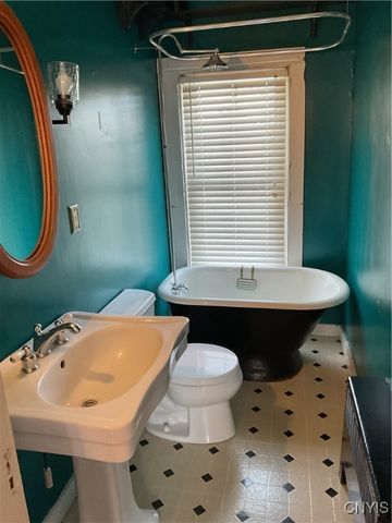 371 Putnam Street, Sangerfield, NY 13480