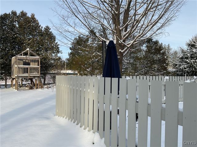 371 Putnam Street, Sangerfield, NY 13480