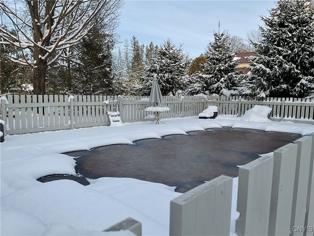 371 Putnam Street, Sangerfield, NY 13480