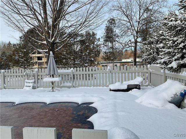 371 Putnam Street, Sangerfield, NY 13480