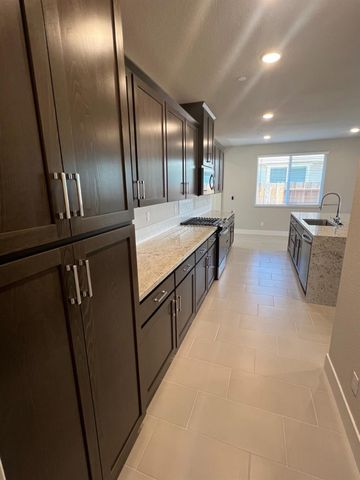 3063 Banano Way, Rancho Cordova, CA 95742