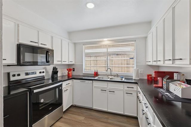 12508 Green Valley Drive, Oklahoma City, OK 73120